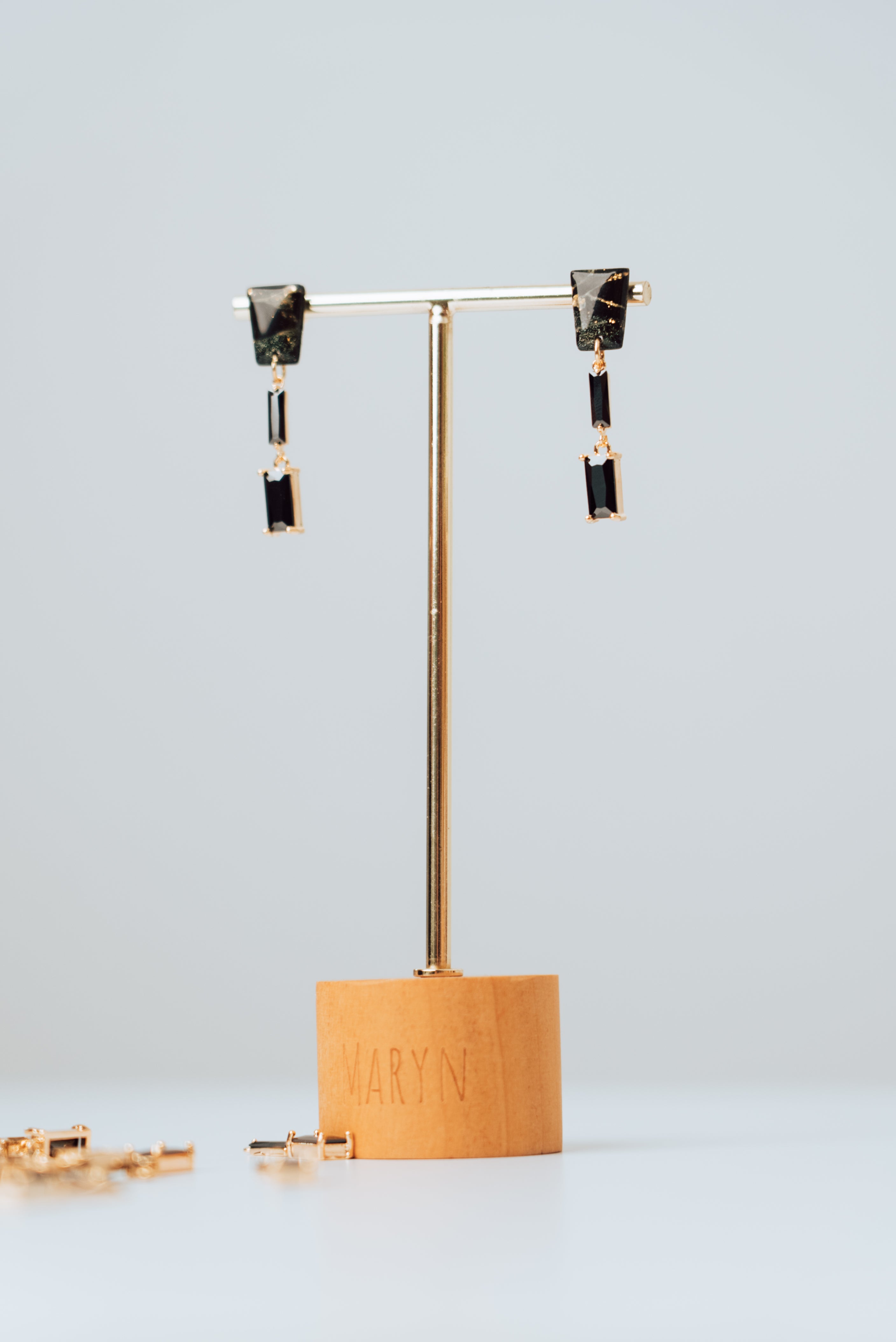 Bedel zirkonia Blocked