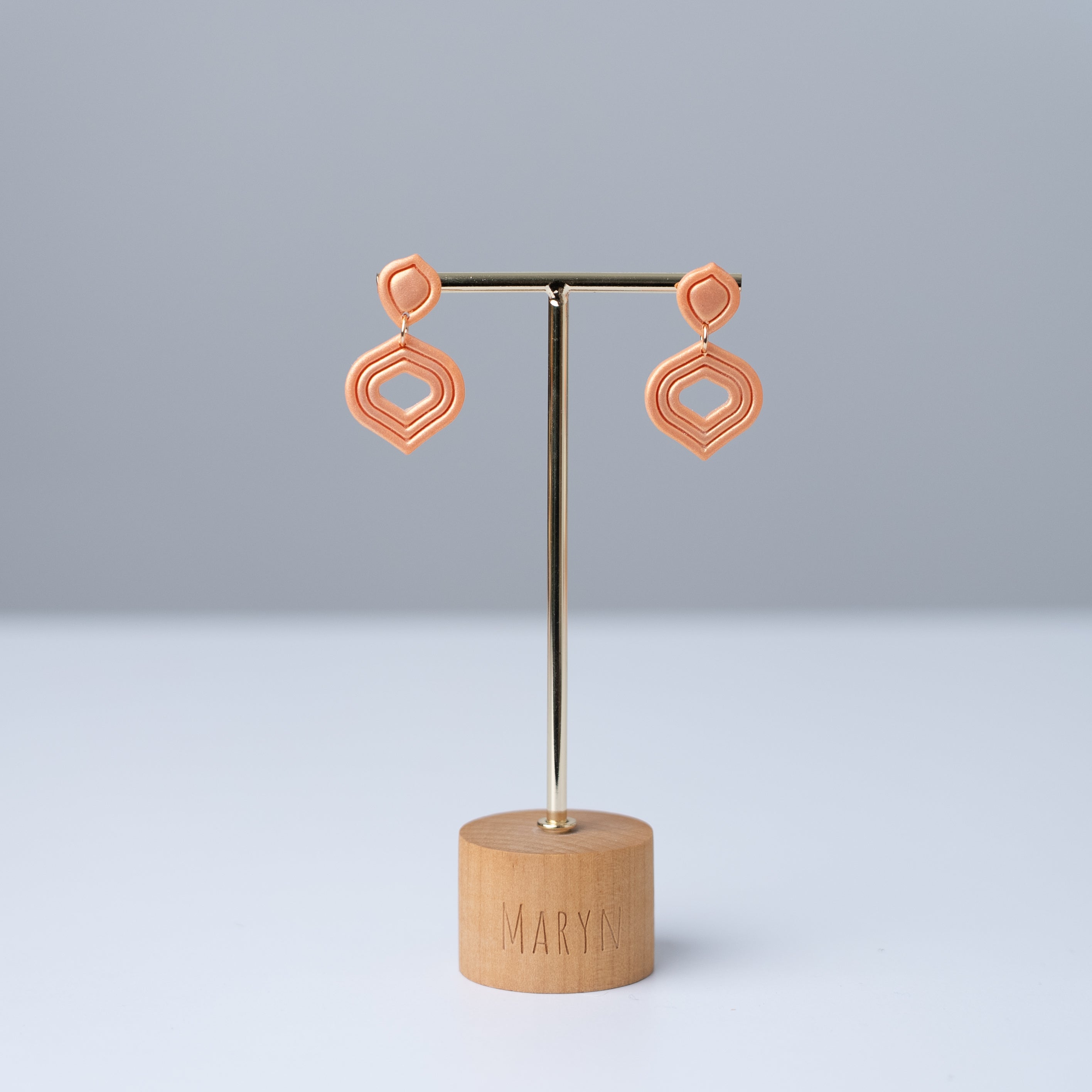 “Marilyn" claycutter