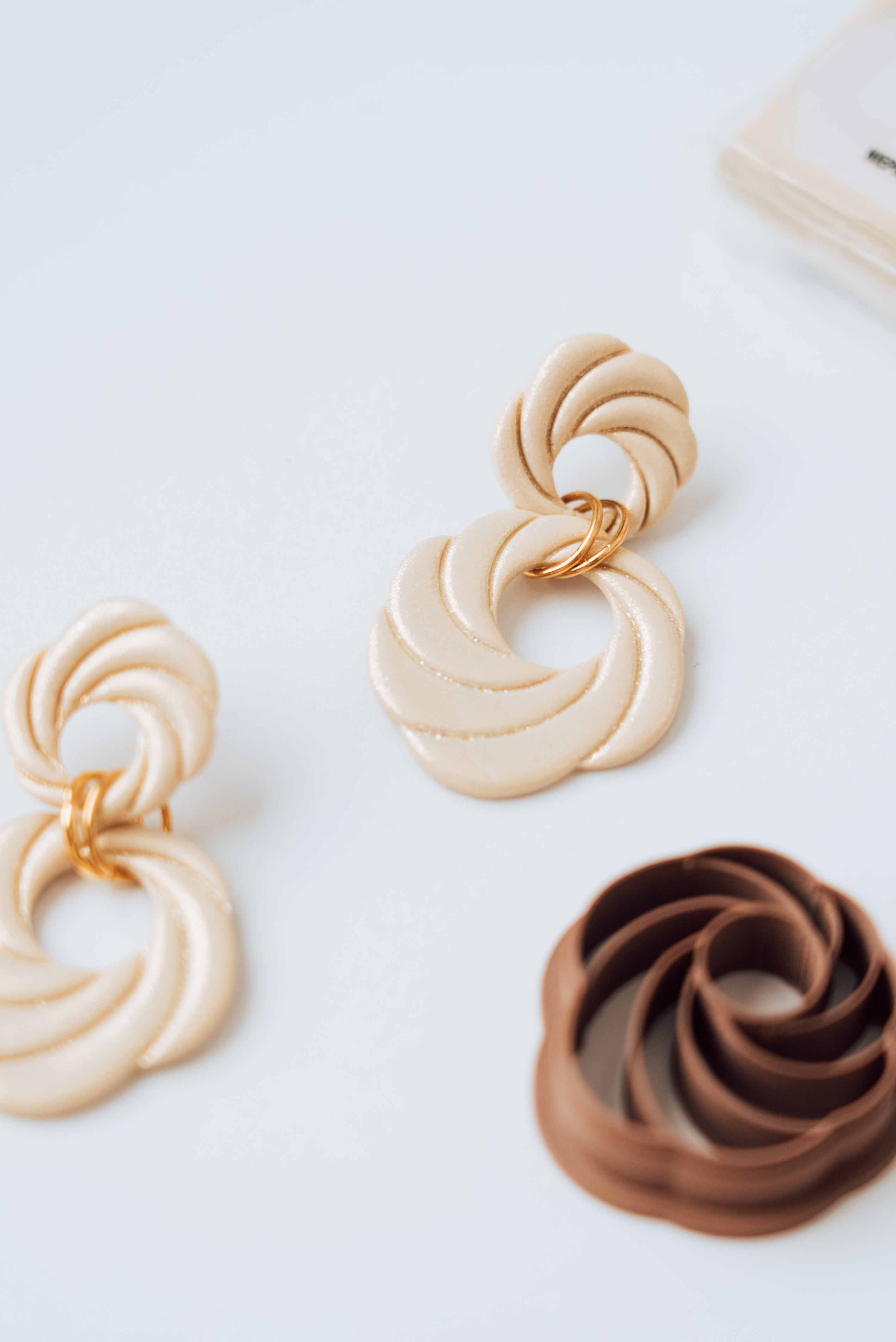 "Classy Clara" claycutter (S/M/L)