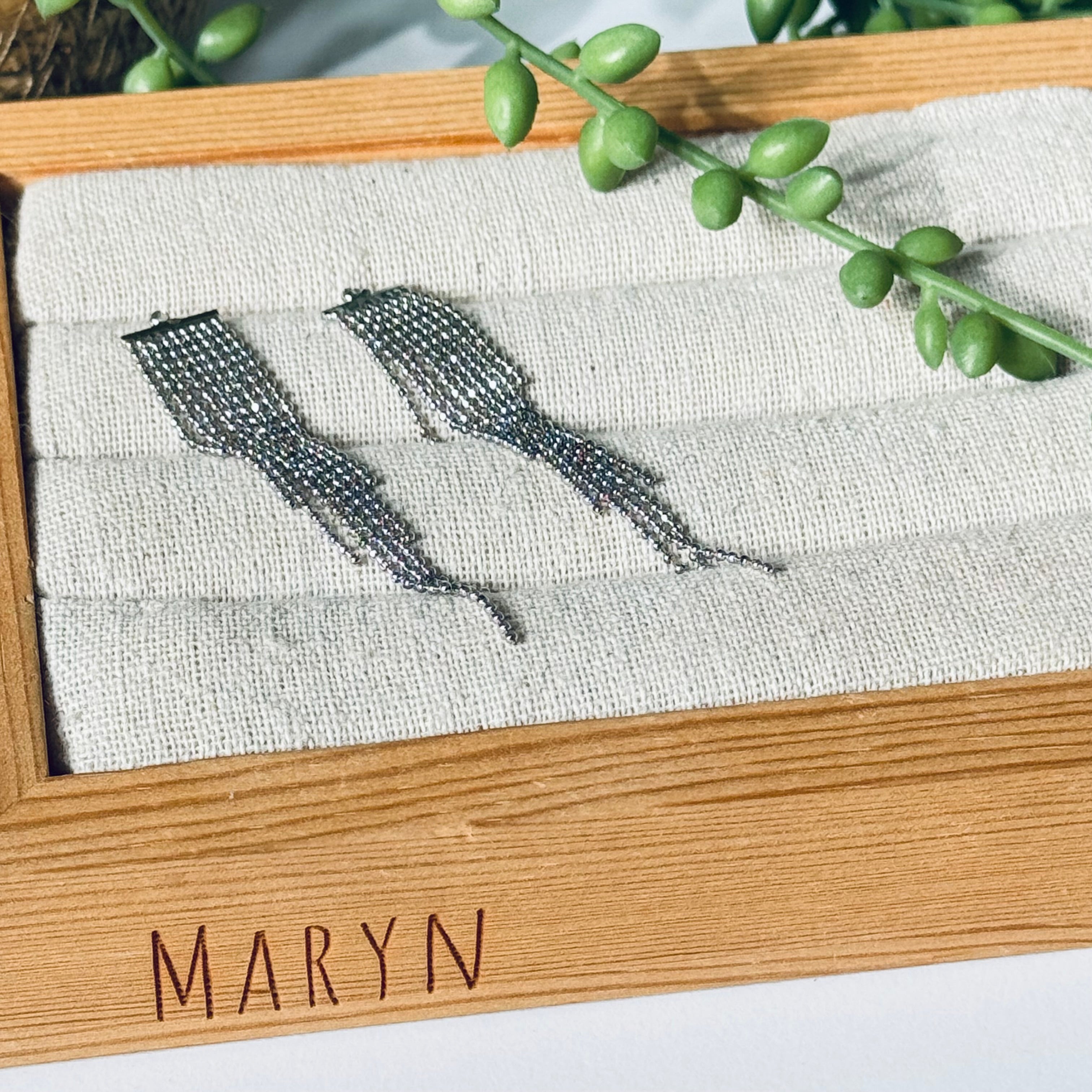 Bedel "Waterfall Ball Tassle” (per paar)