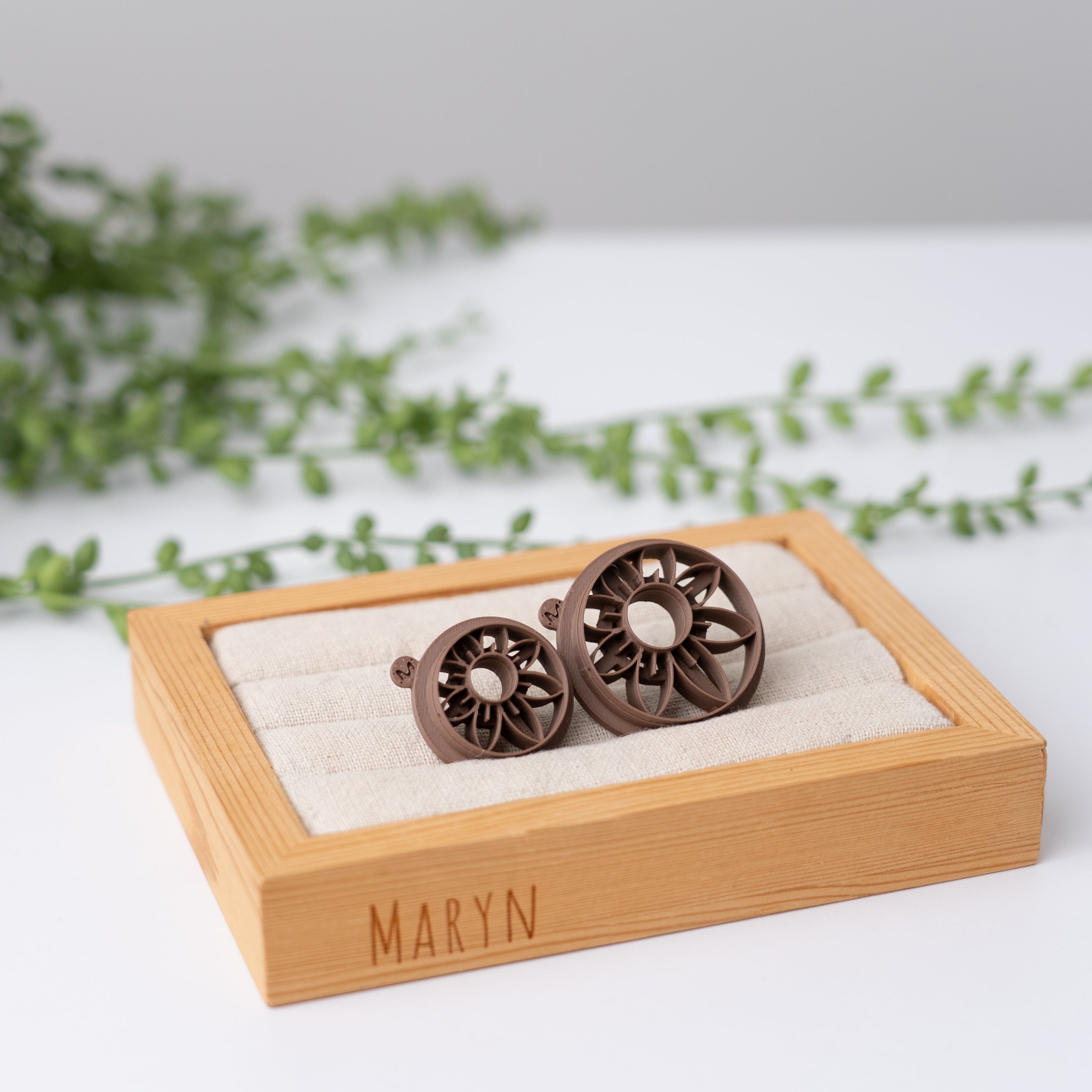 "Easy Ella" claycutter (S/M)