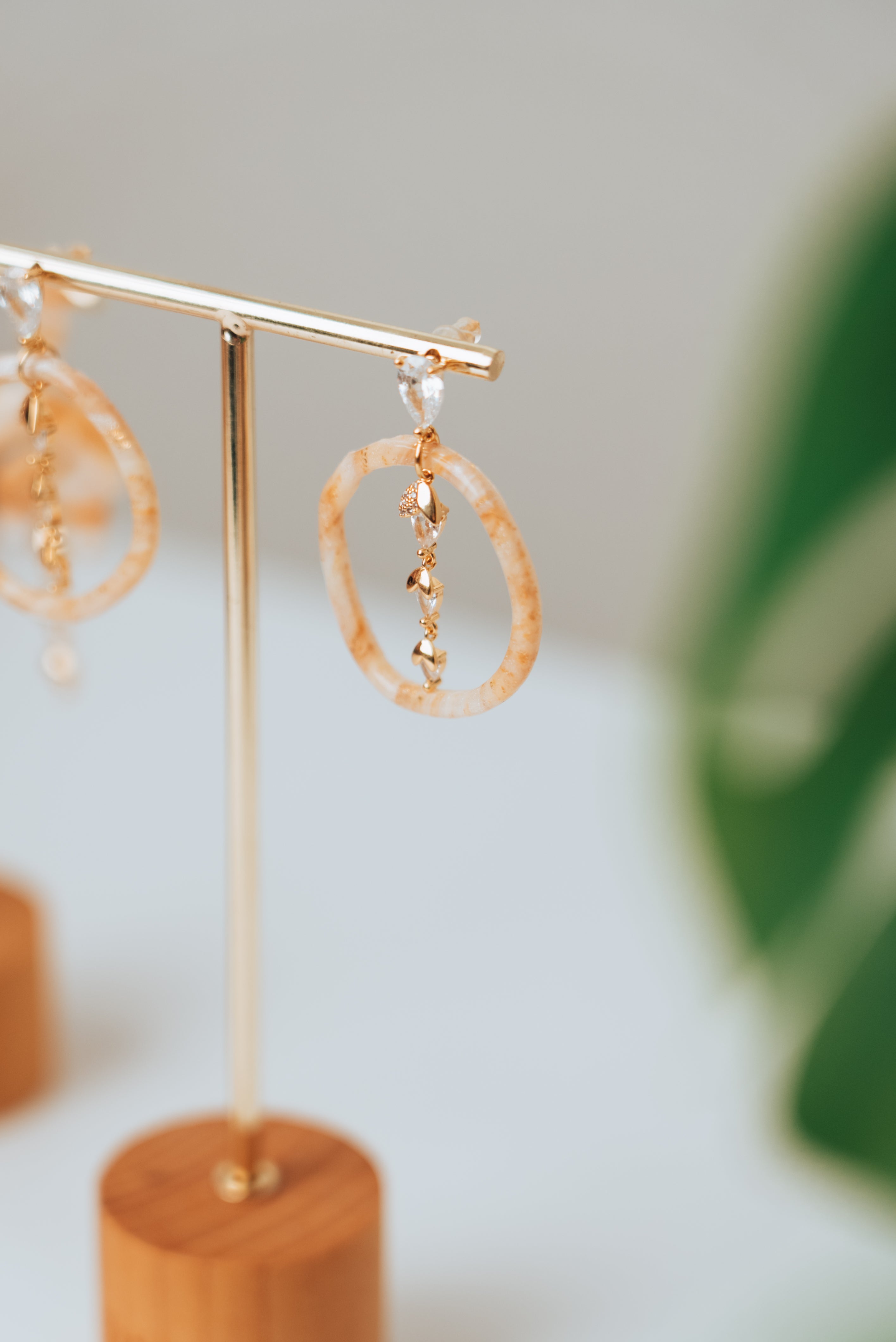 Zirkonia-Tropfen (mehrere Farben erhältlich, pro Paar)