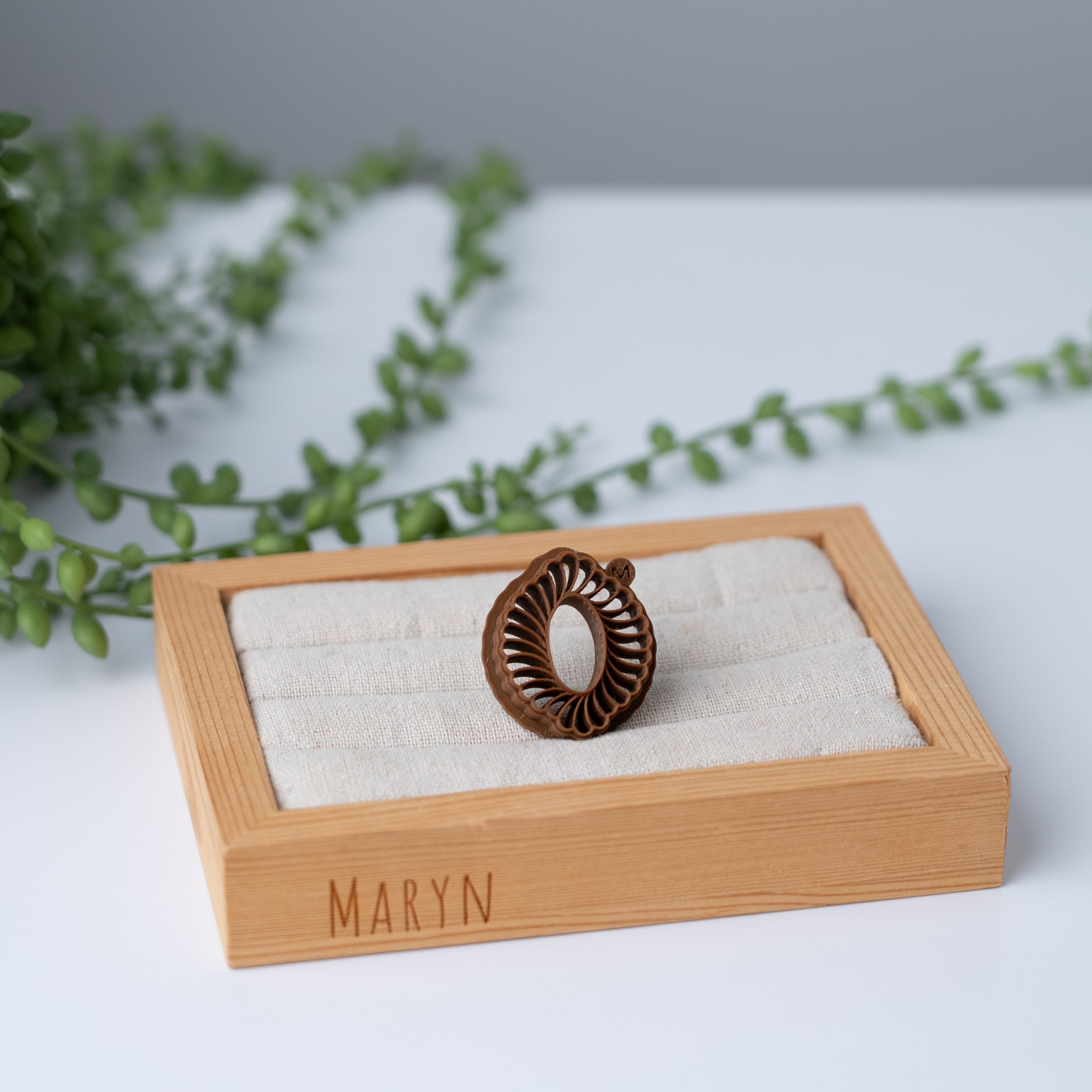 "Vera Vale" claycutter