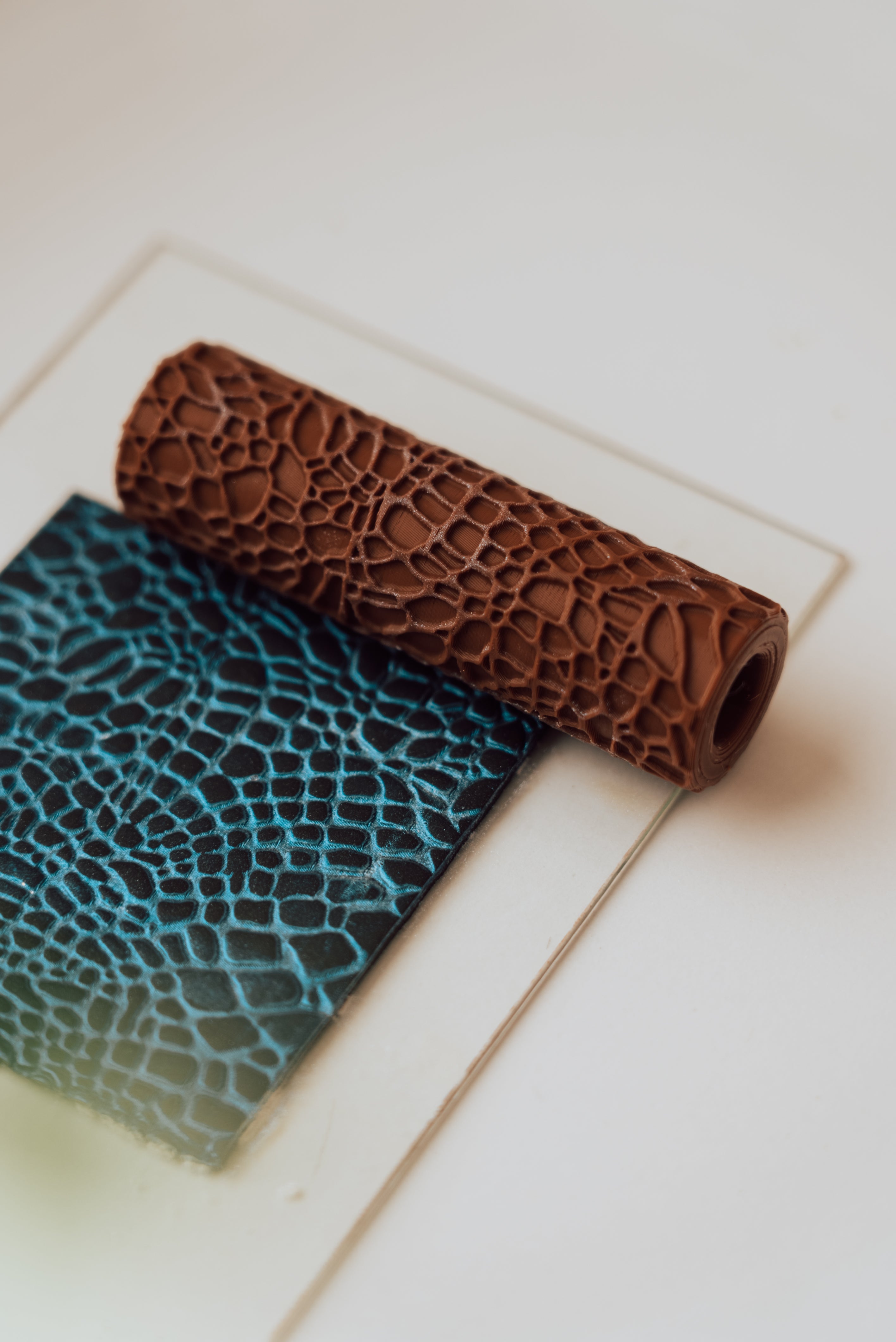 "Rouleau de structure "Reptile