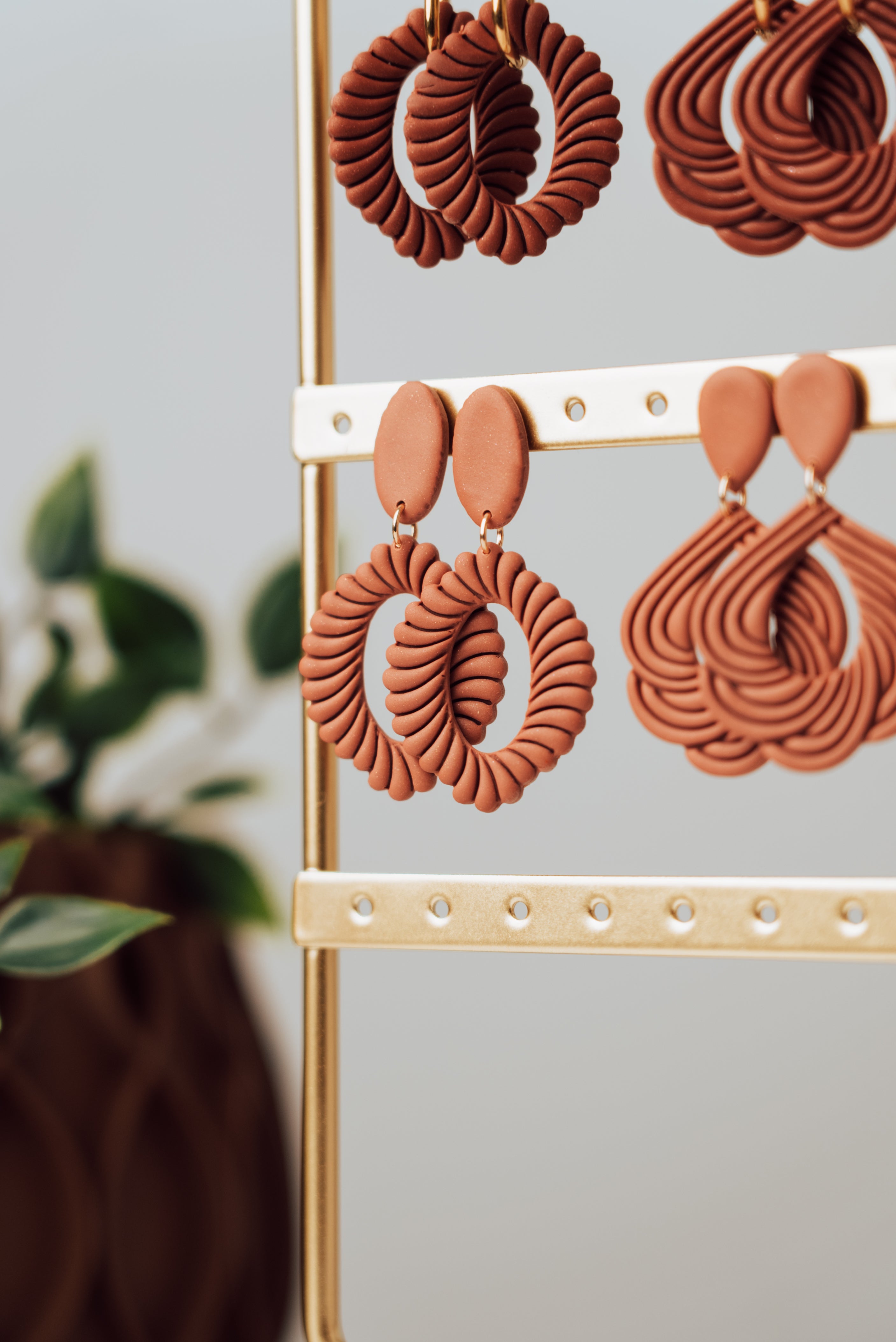 "Vera Vale" claycutter