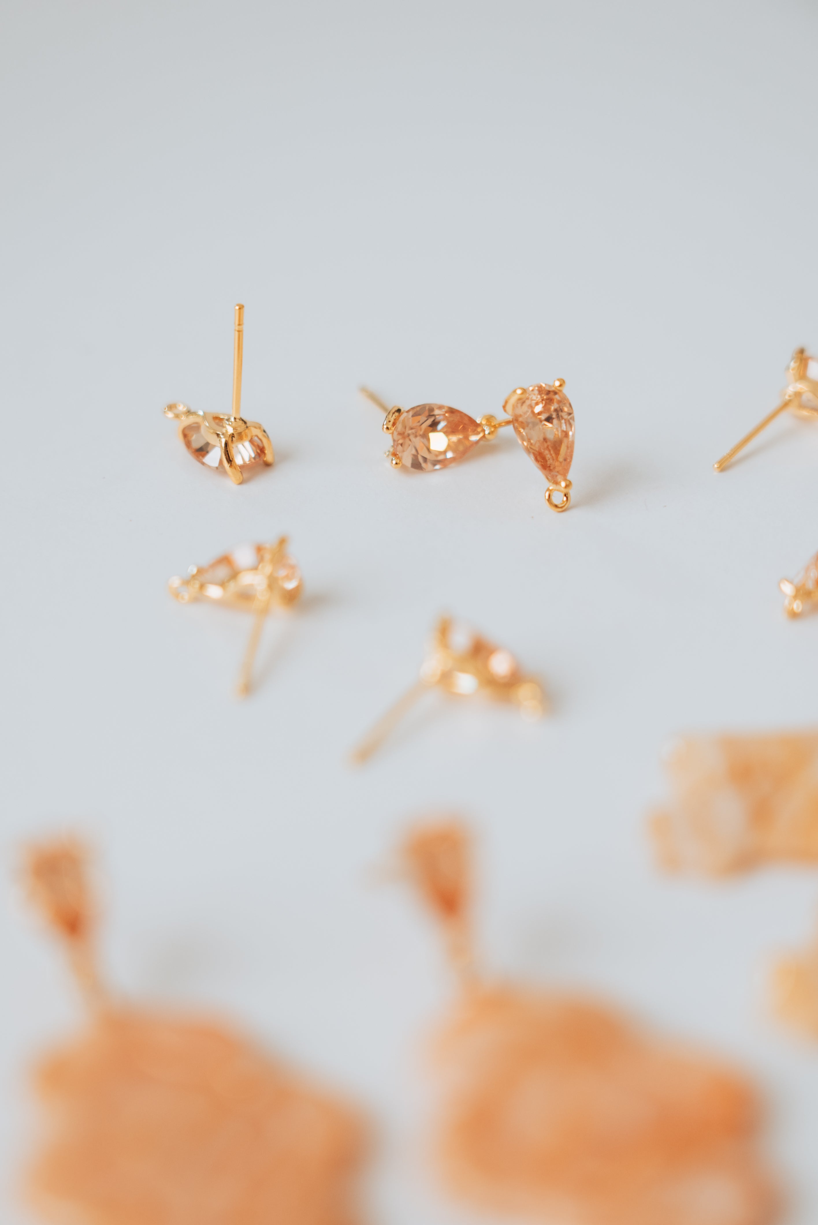 Zirkonia-Tropfen (mehrere Farben erhältlich, pro Paar)