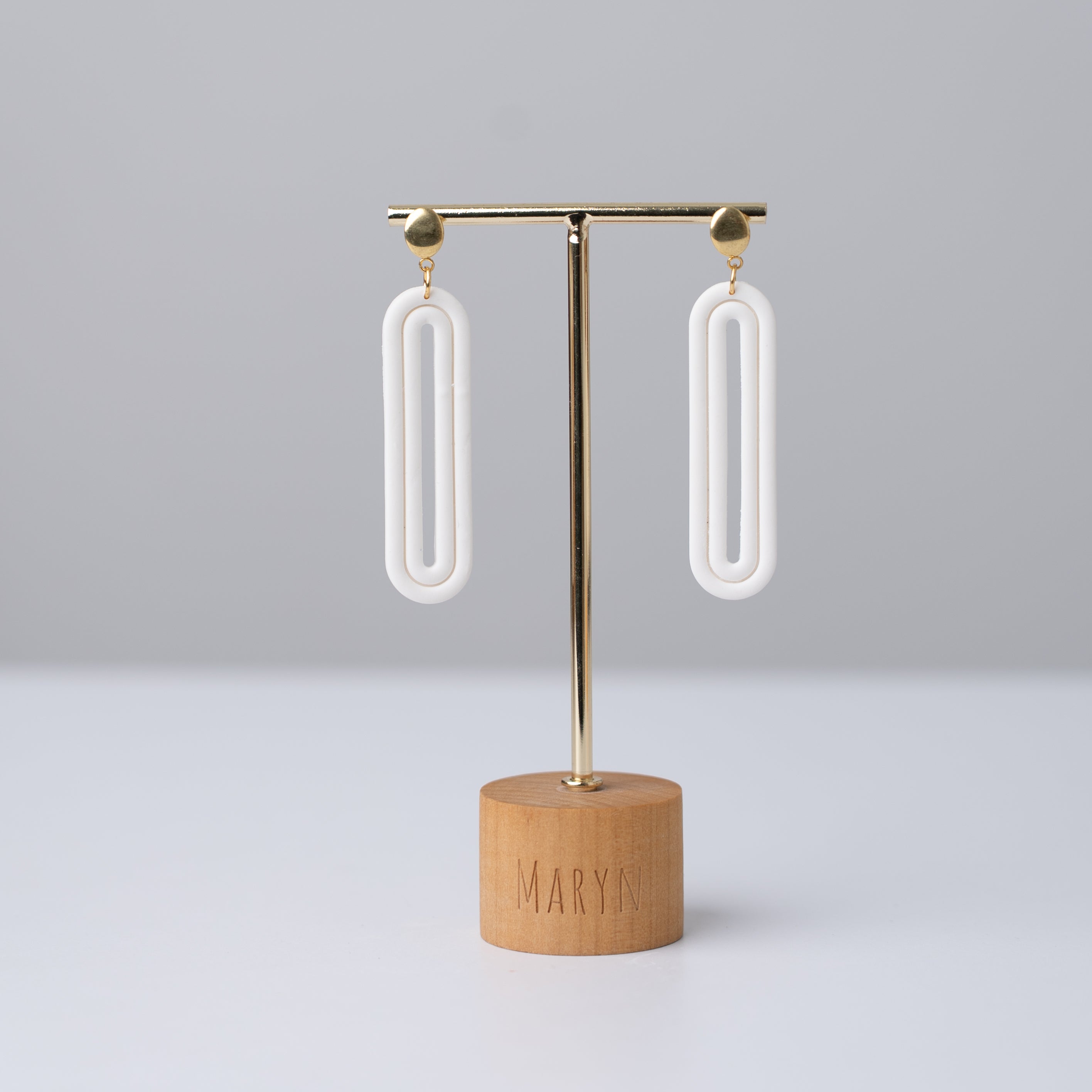 "Walk the line" claycutter