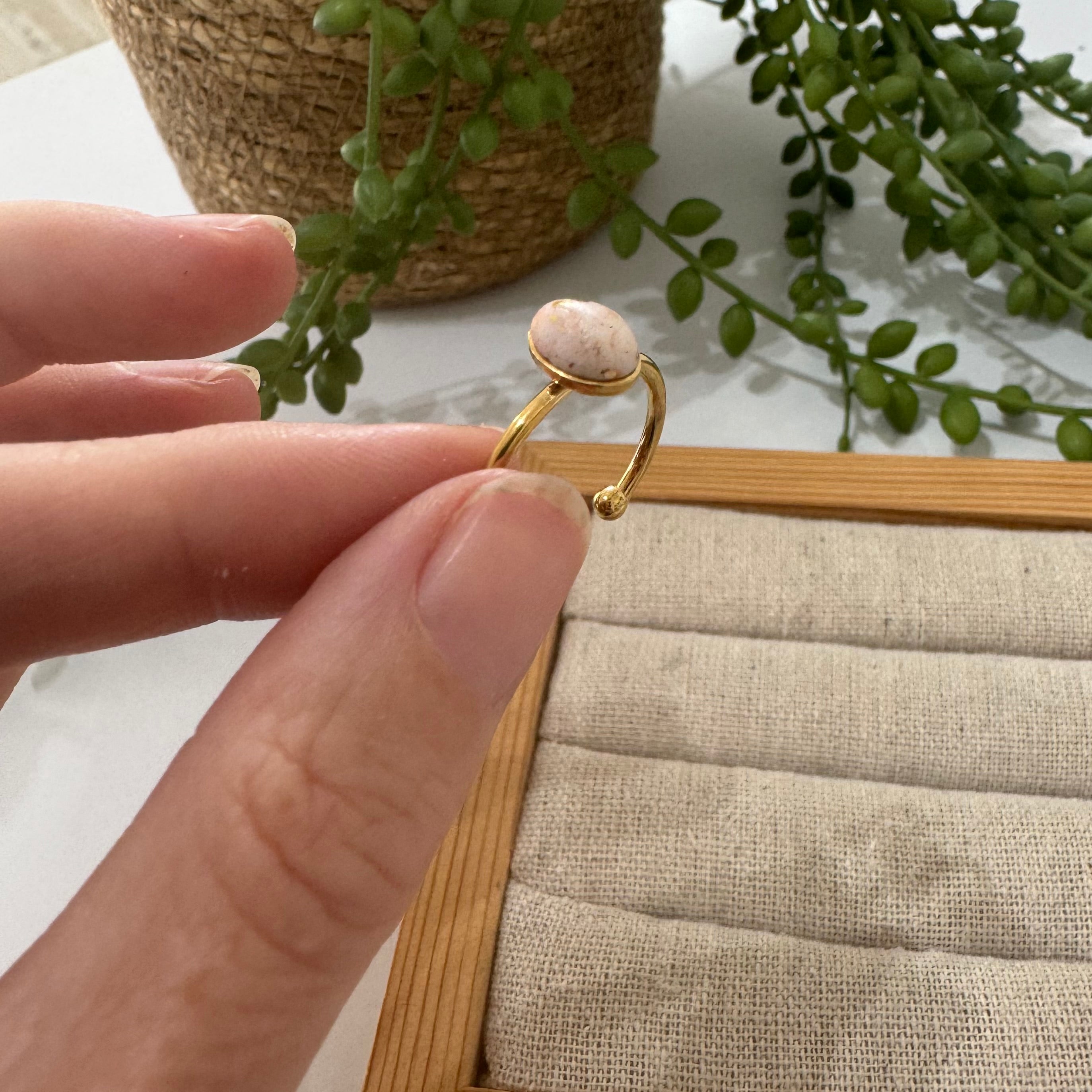 Verstelbare ring "mini drop oval" RVS