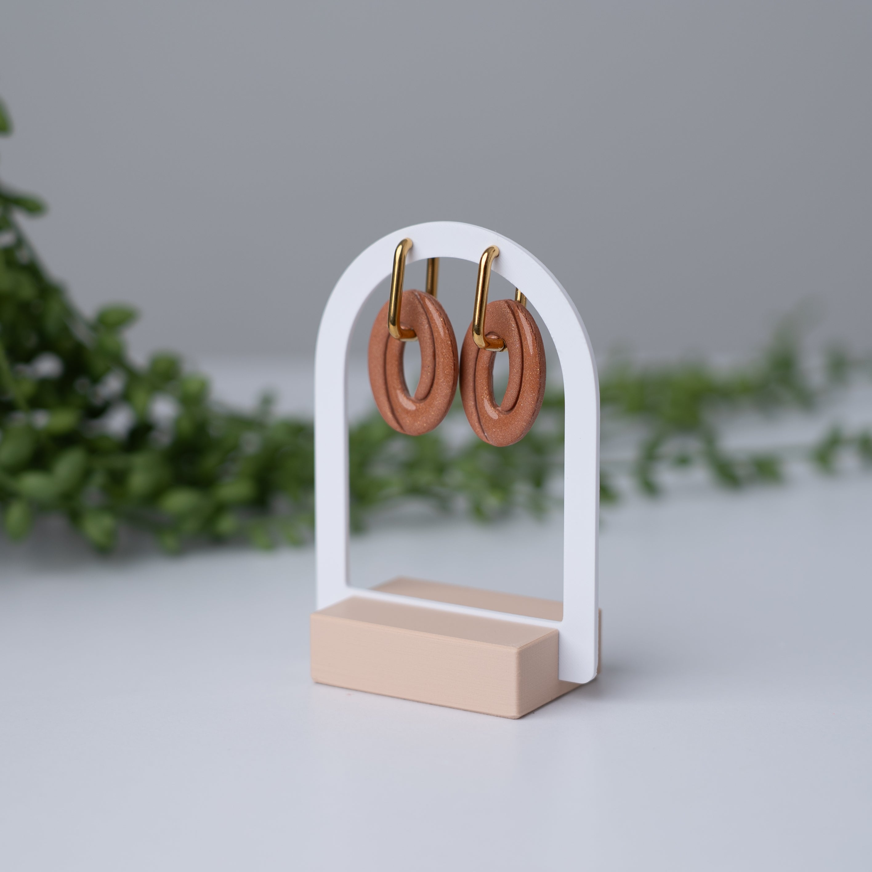 Display "arch" short