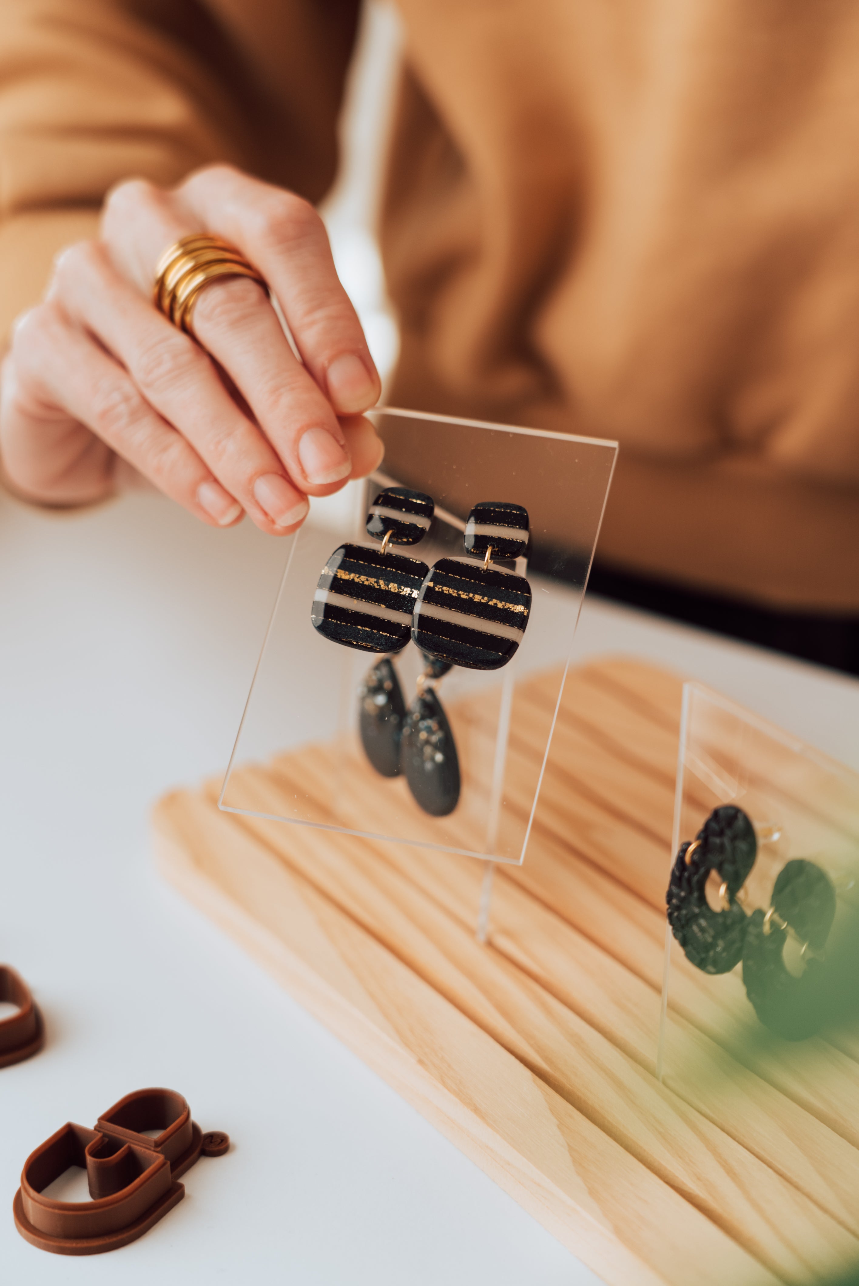 Display "Wood" Plate