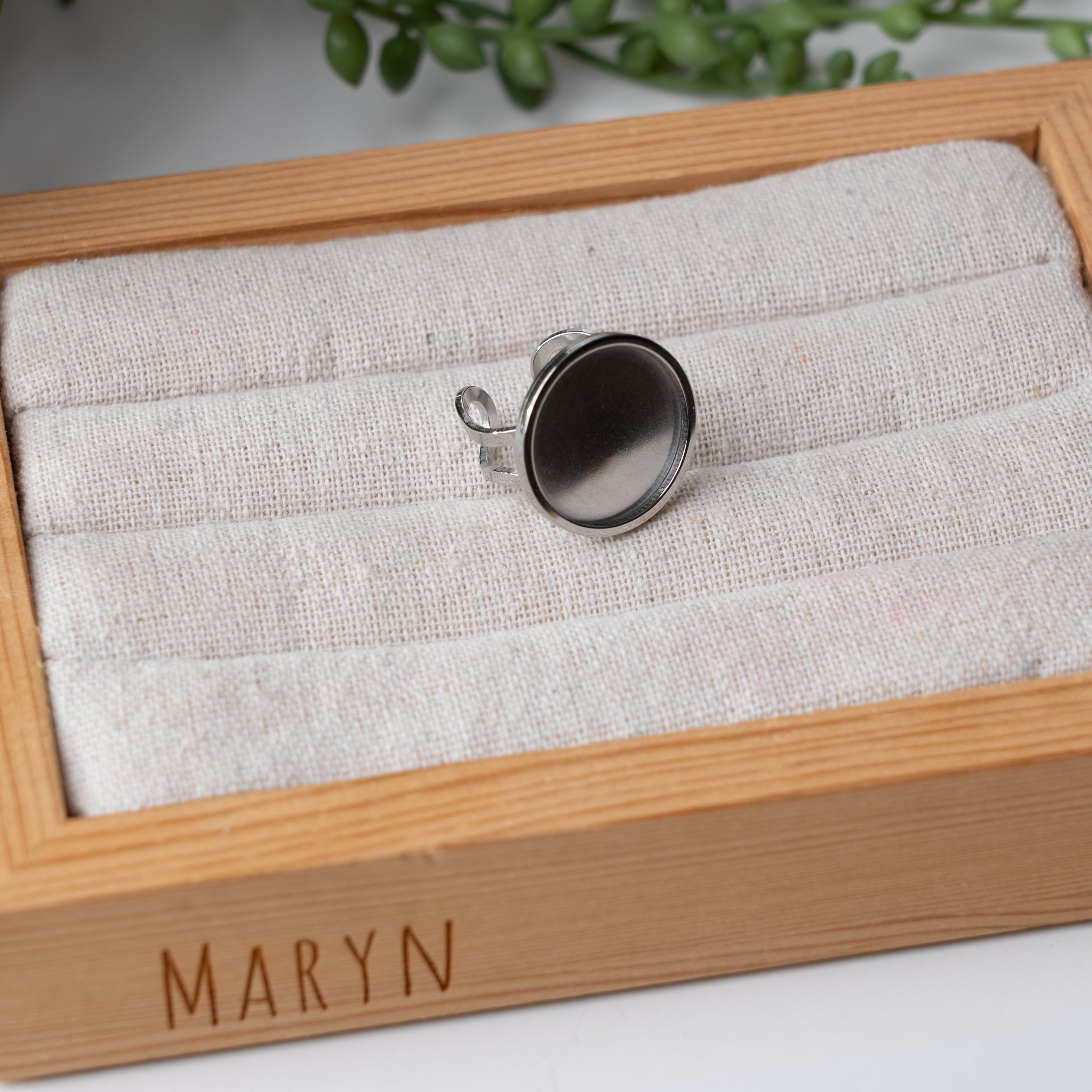 Verstellbarer Ring „Little Circle“ aus Edelstahl