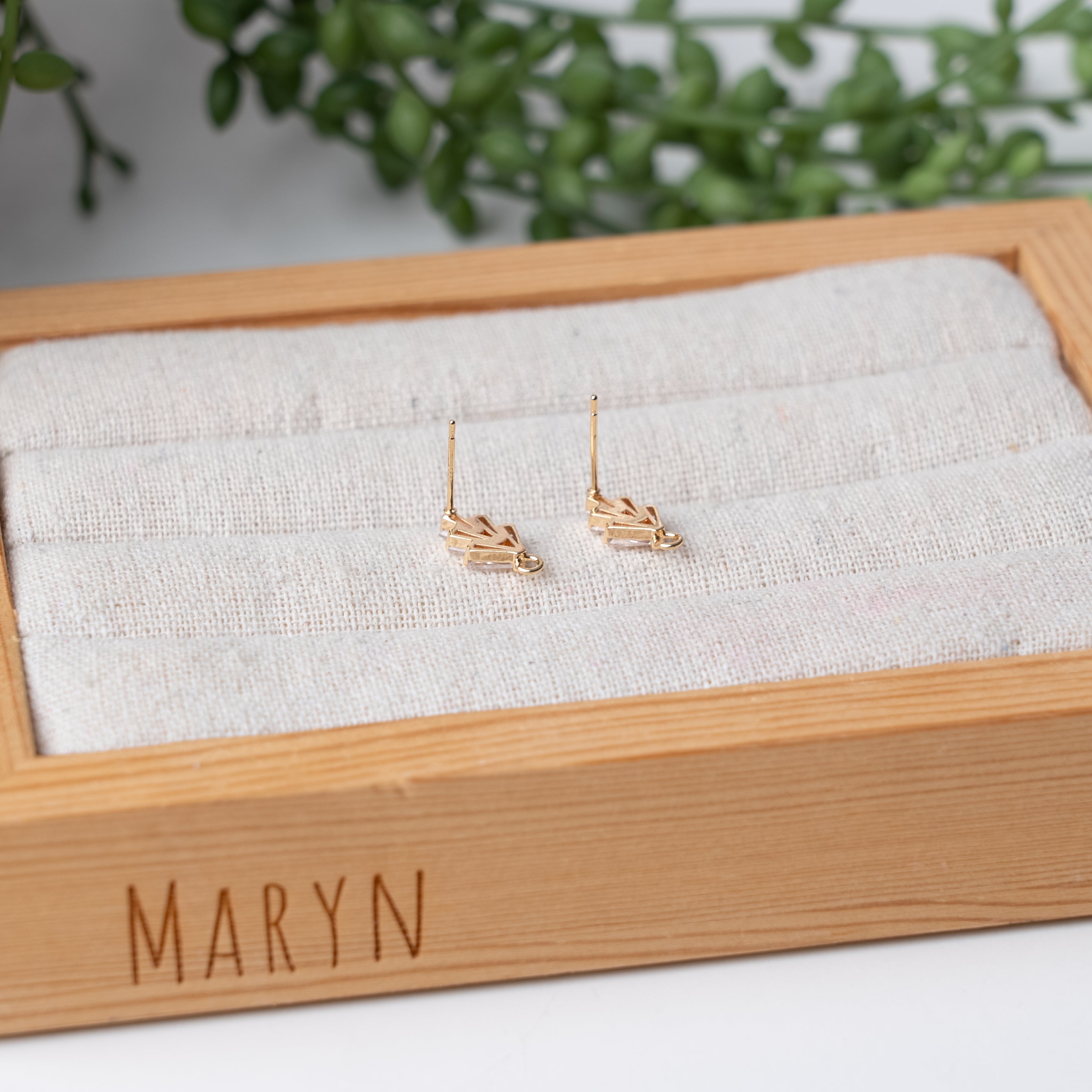 Earring topper zirconia Queens (per pair)