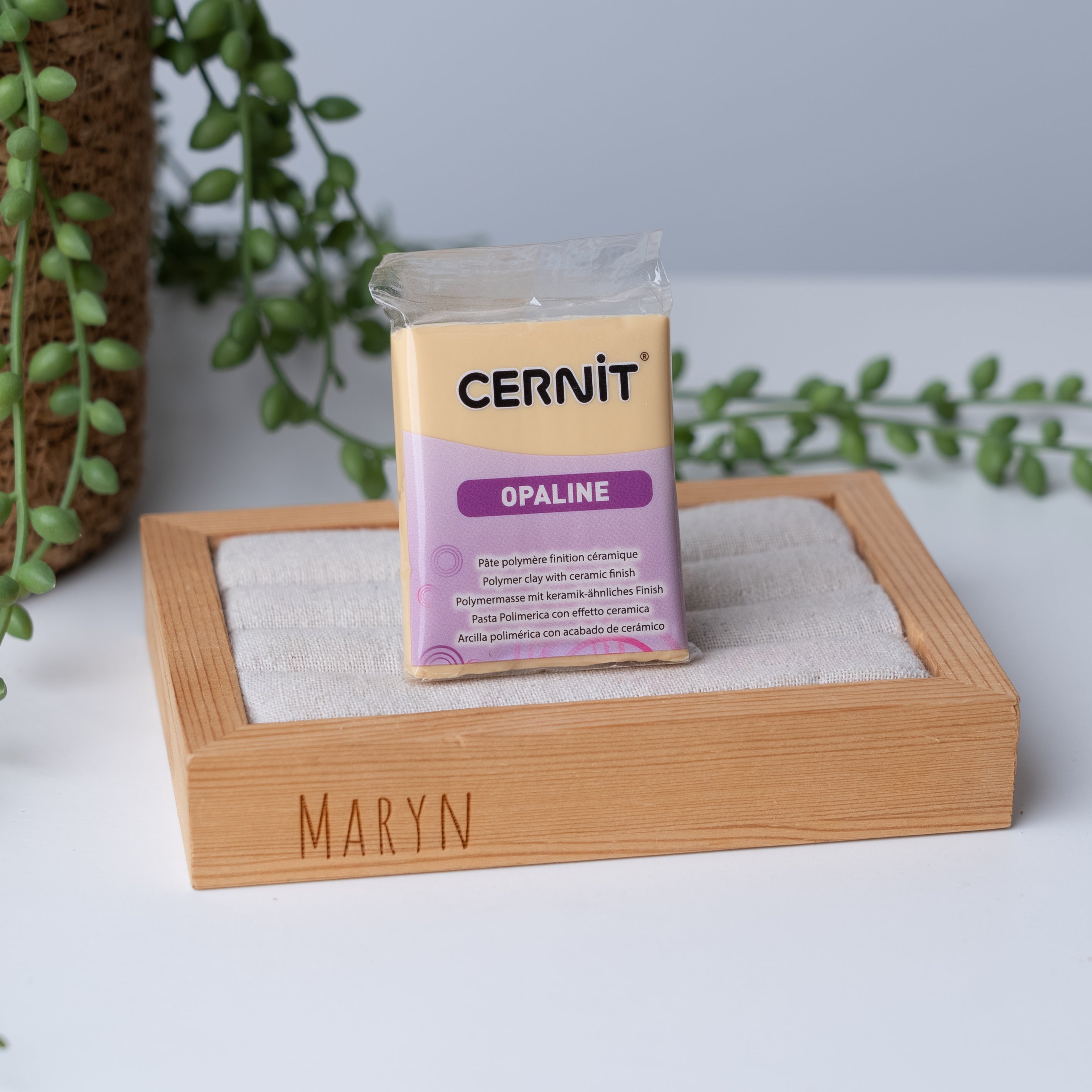 „Sandbeige“ Opal-Polymerton