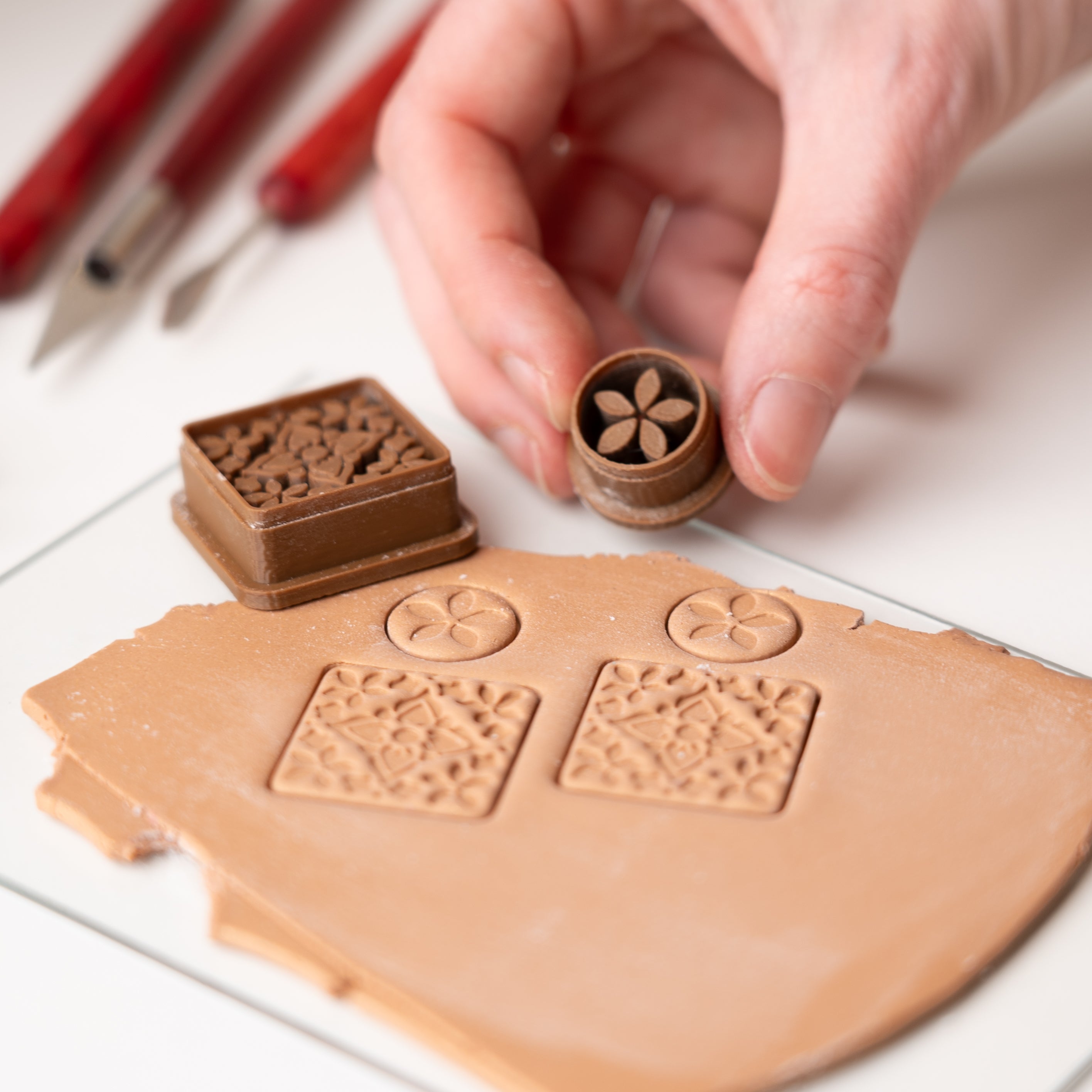 Atelier "Boucles d'oreilles en pâte polymère, les bases"