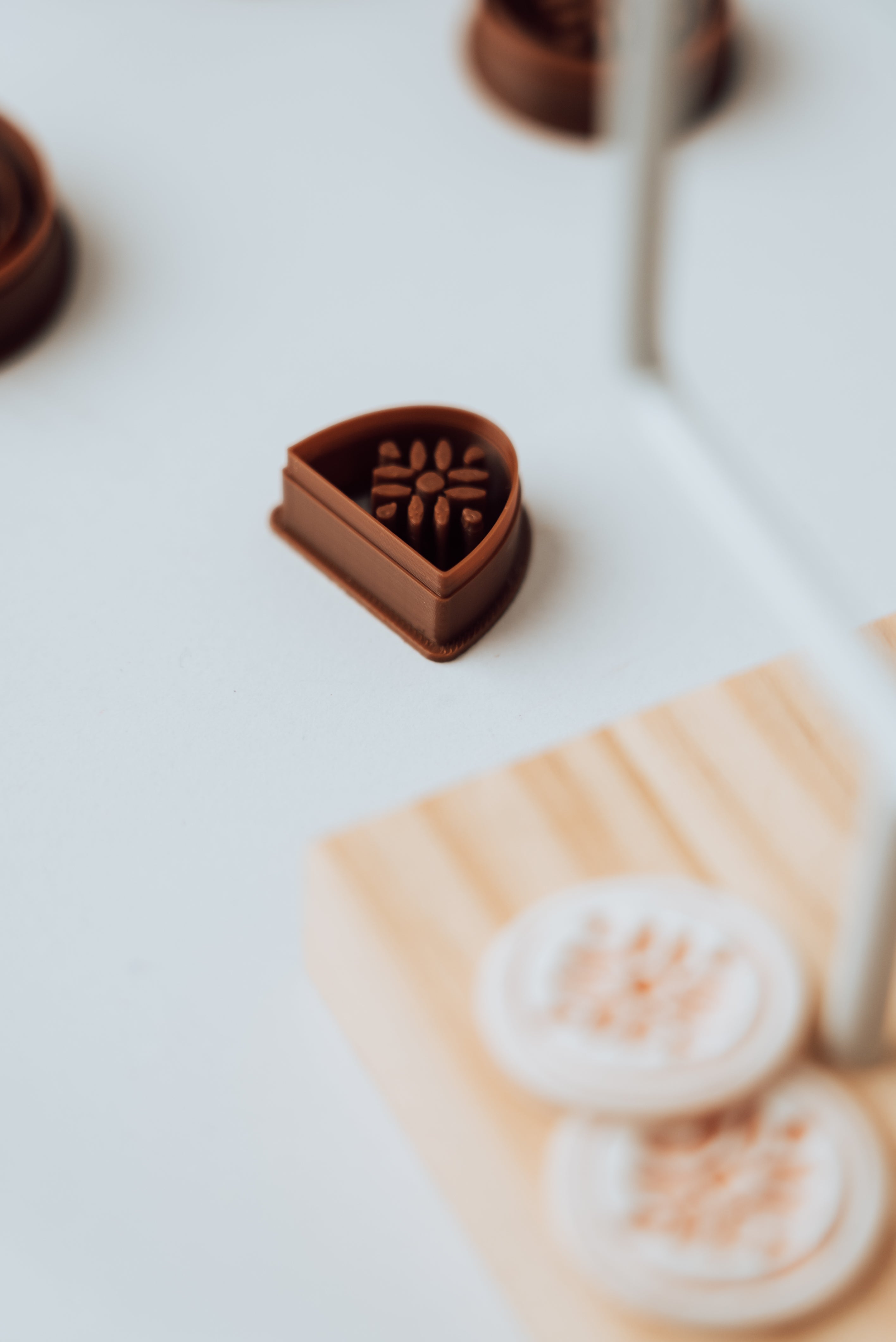 "Narla" (Earth collection) claycutter