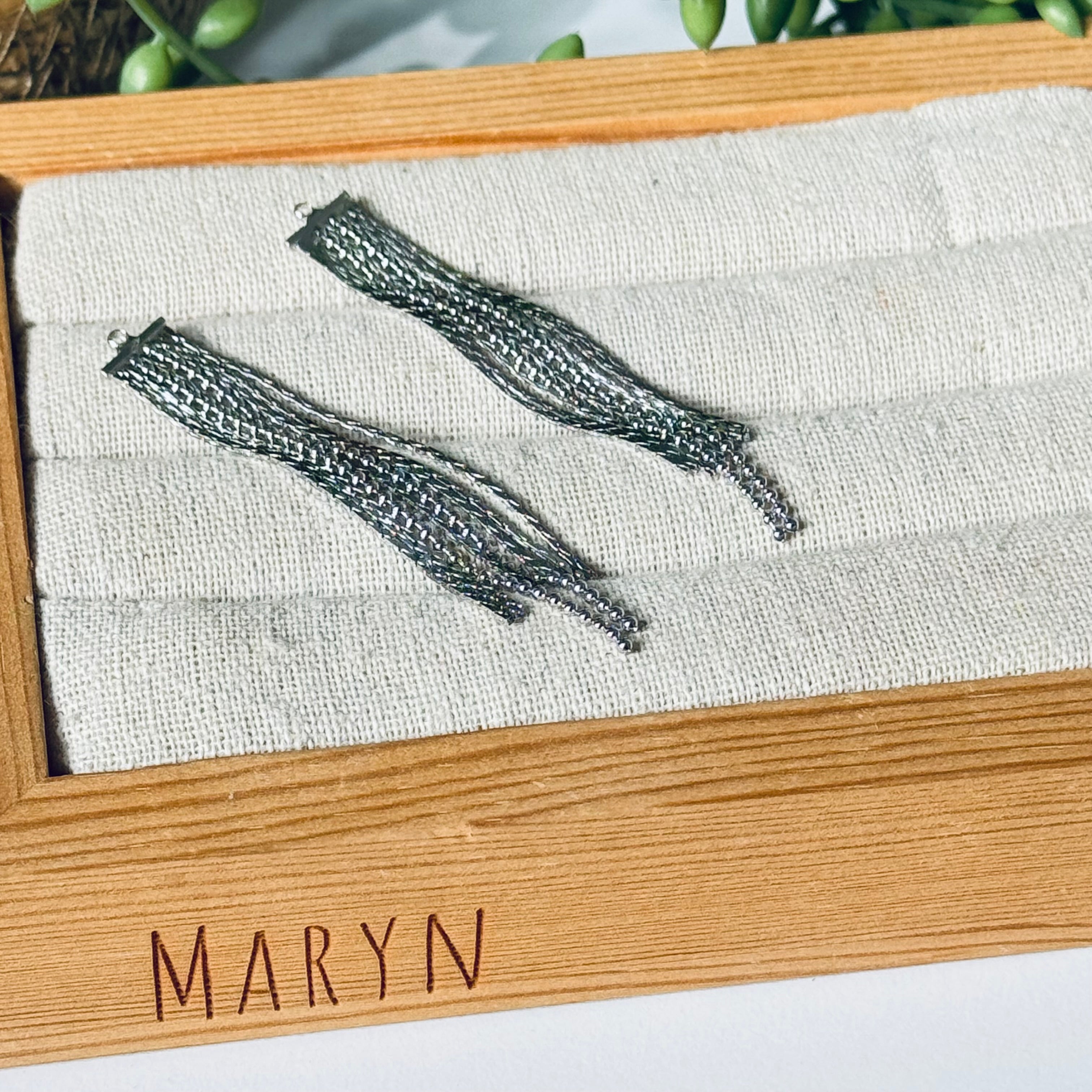 Bedel "Multi Tassle” (per paar)