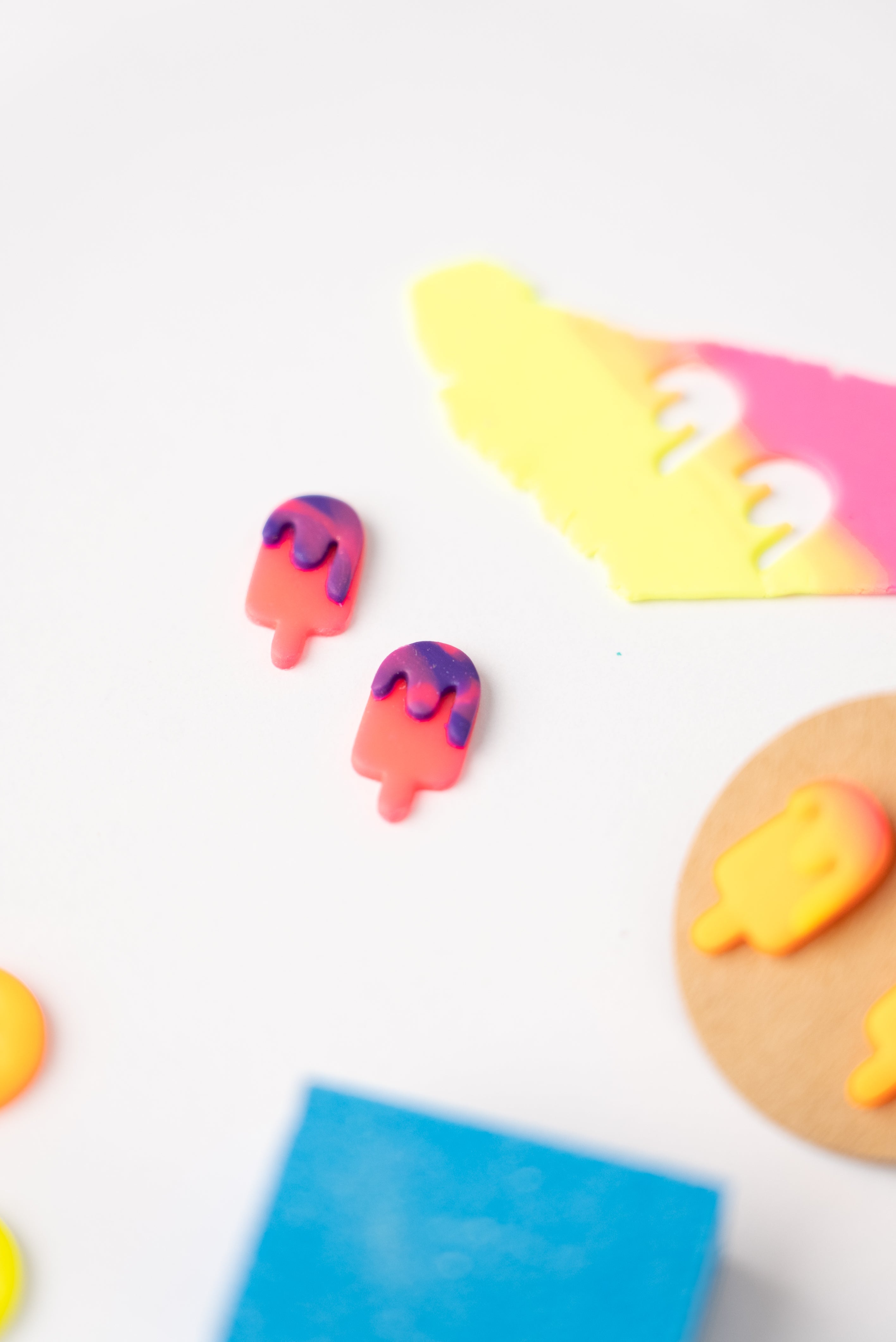 "Funky Fluo" DIY box for Kids&Teens