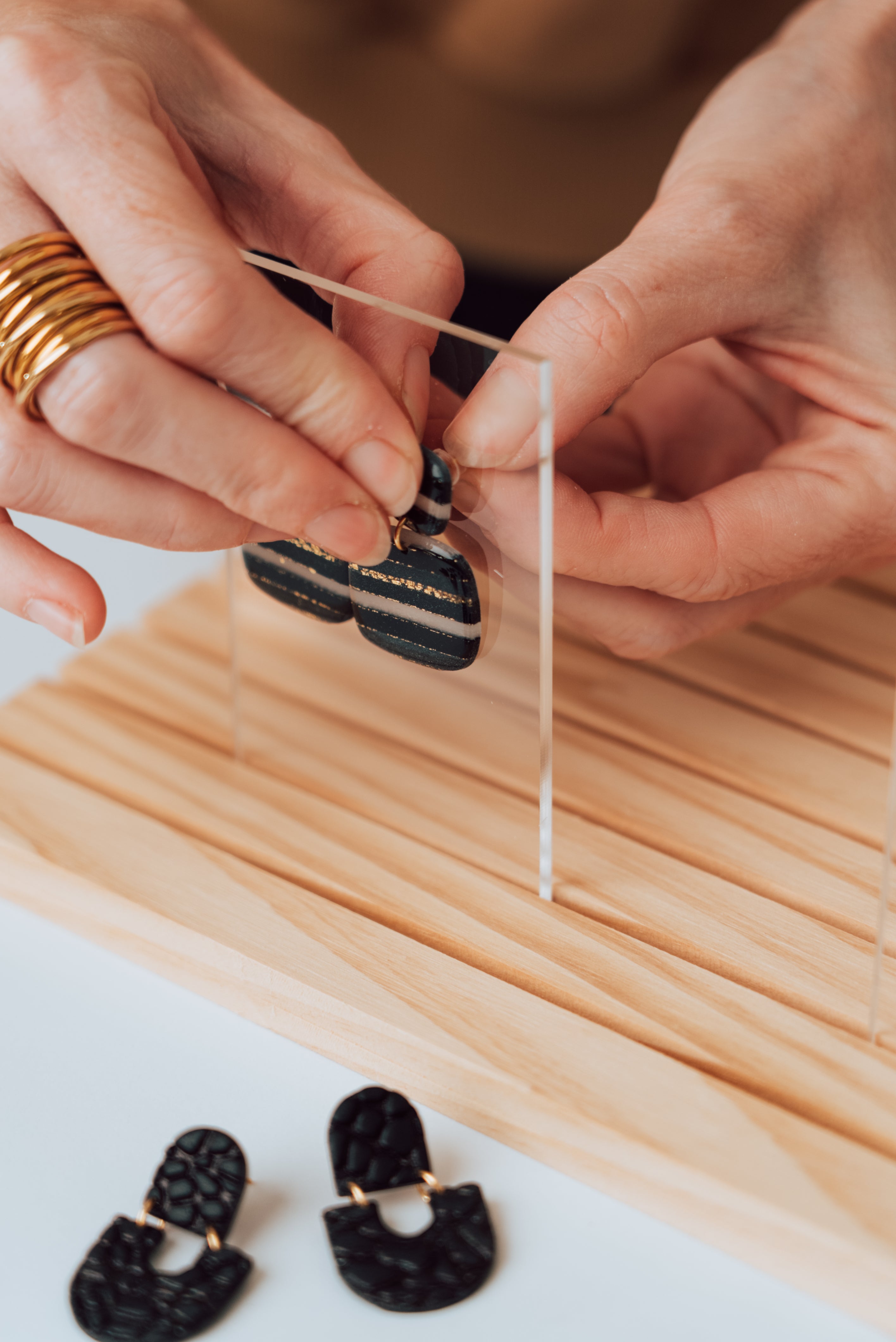 Display "Wood" Plate